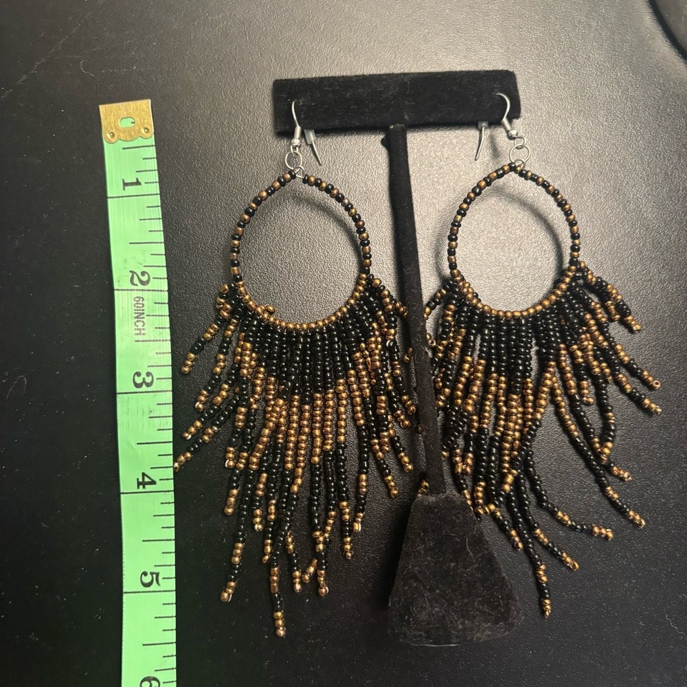 wild black brown beaded hanging Earrings NWOT